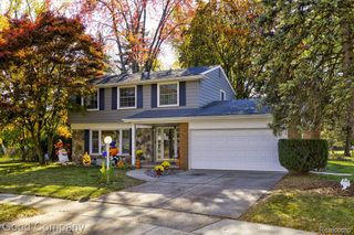 30261 Buckingham Street, Livonia, MI 48154
