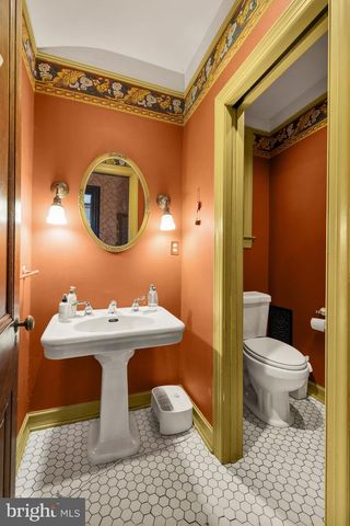 3423 OAKWOOD TER NW, Washington, DC 20010