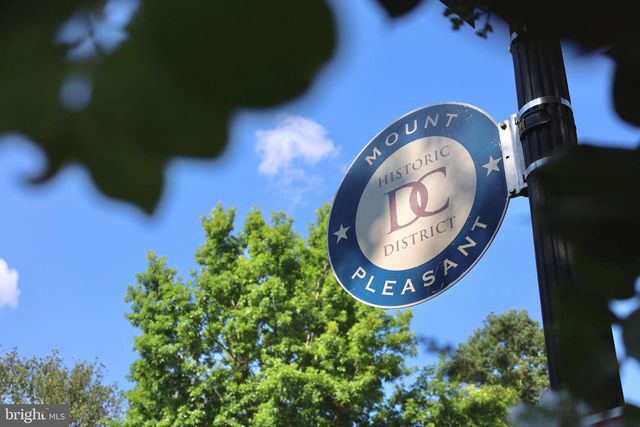 3423 OAKWOOD TER NW, Washington, DC 20010