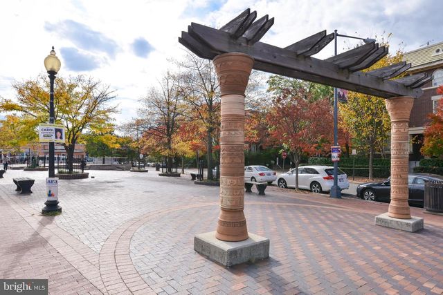 3423 OAKWOOD TER NW, Washington, DC 20010