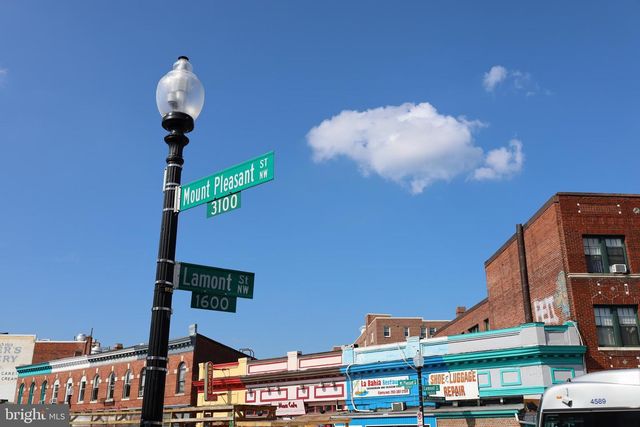 3423 OAKWOOD TER NW, Washington, DC 20010