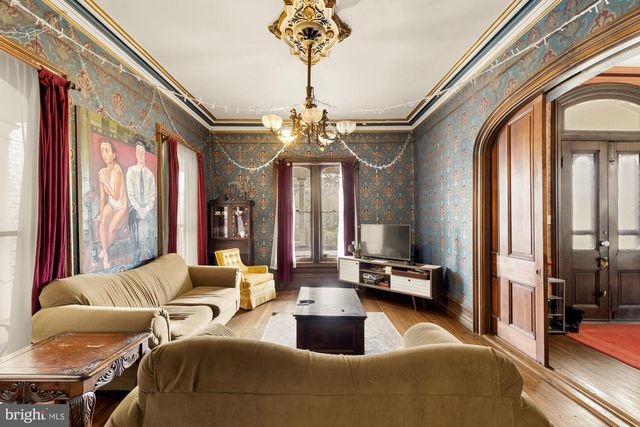 3423 OAKWOOD TER NW, Washington, DC 20010