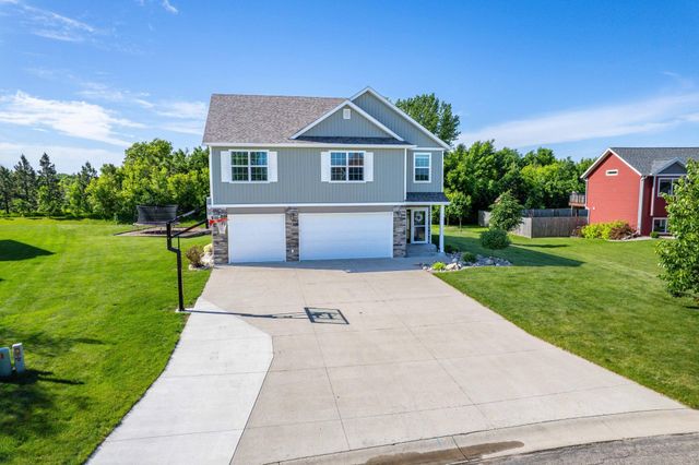 2414 Valley View, Hawley, MN 56549