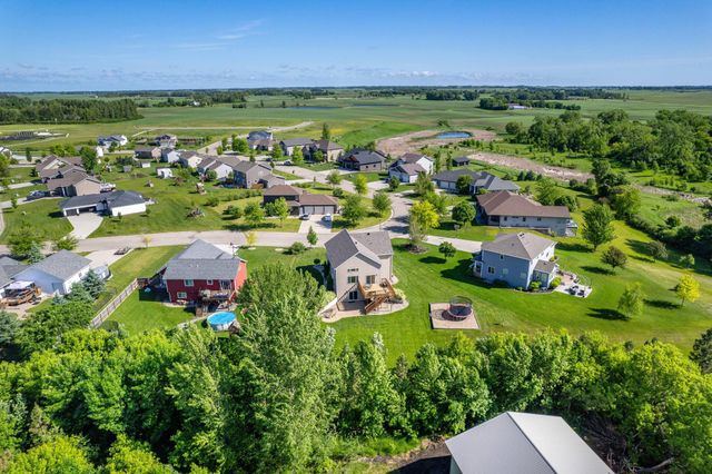 2414 Valley View, Hawley, MN 56549
