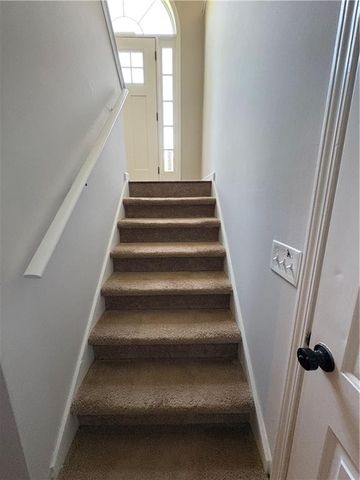 180 Blacks Mill E Trace, Dawsonville, GA 30534