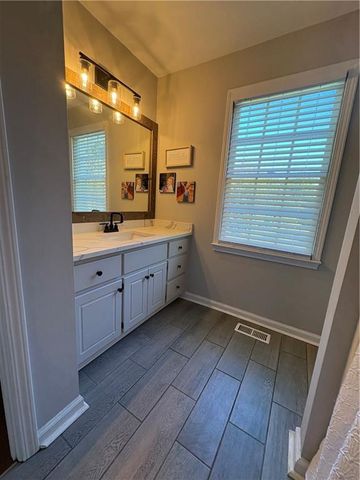 180 Blacks Mill E Trace, Dawsonville, GA 30534