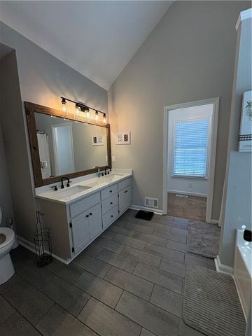 180 Blacks Mill E Trace, Dawsonville, GA 30534