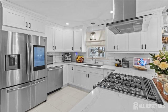 401 Port Monmouth Road, Middletown, NJ 07748