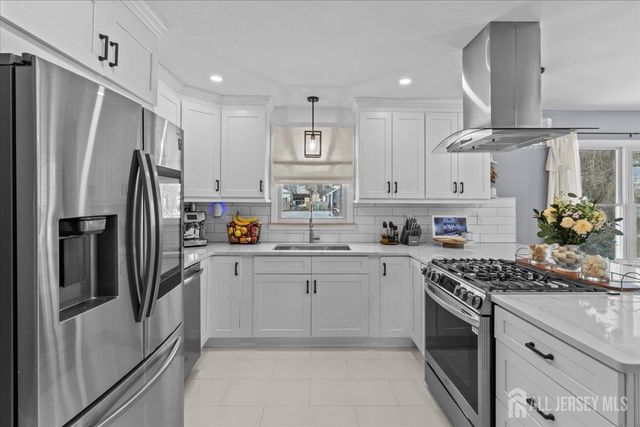 401 Port Monmouth Road, Middletown, NJ 07748