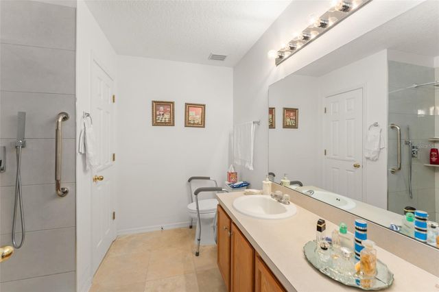 11867 OLD GLORY DRIVE, Orlando, FL 32837