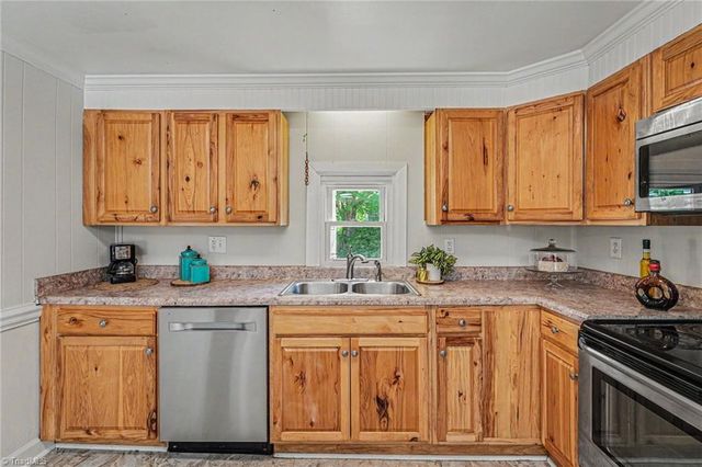 8124 E Harrell Road, Oak Ridge, NC 27310