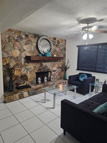 3340 SW 18th Street, Fort Lauderdale, FL 33312