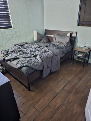 3340 SW 18th Street, Fort Lauderdale, FL 33312