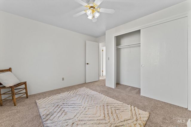210 NW Wilson Circle, Mountain Home, ID 83647