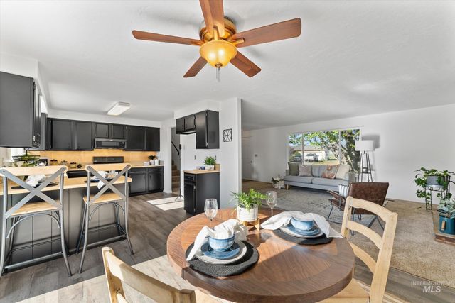 210 NW Wilson Circle, Mountain Home, ID 83647