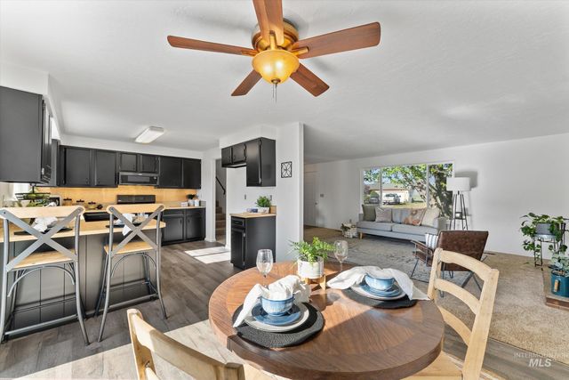 210 NW Wilson Circle, Mountain Home, ID 83647
