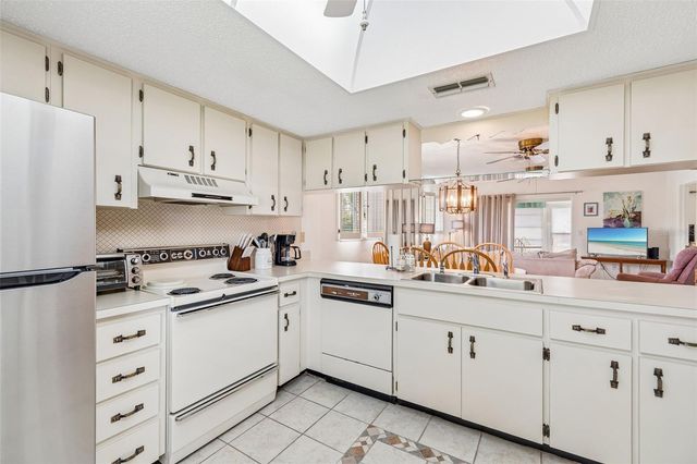 7725 DANUBE DRIVE, Hudson, FL 34667