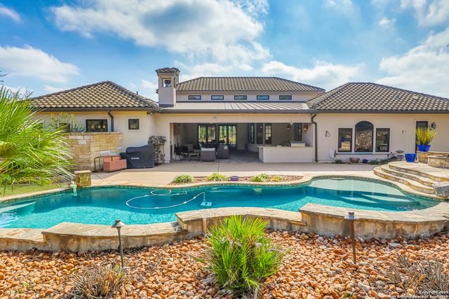 316 clear lake, New Braunfels, TX 78132