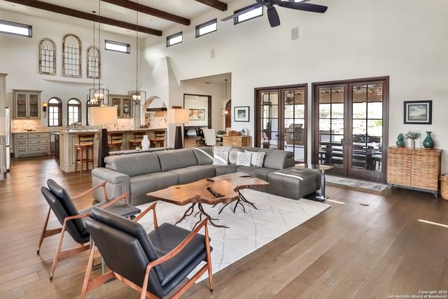 316 clear lake, New Braunfels, TX 78132
