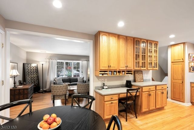 47 Susan Dr, Closter Boro, NJ 07624