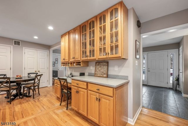 47 Susan Dr, Closter Boro, NJ 07624