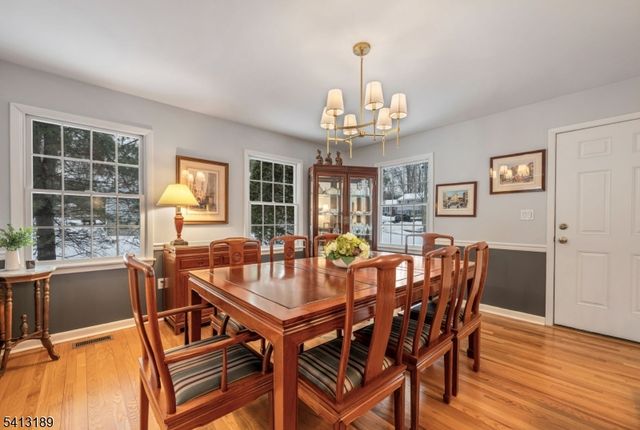 47 Susan Dr, Closter Boro, NJ 07624