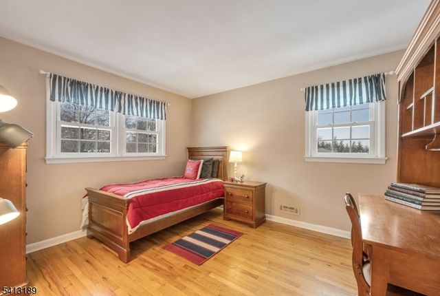 47 Susan Dr, Closter Boro, NJ 07624