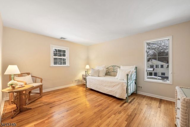 47 Susan Dr, Closter Boro, NJ 07624