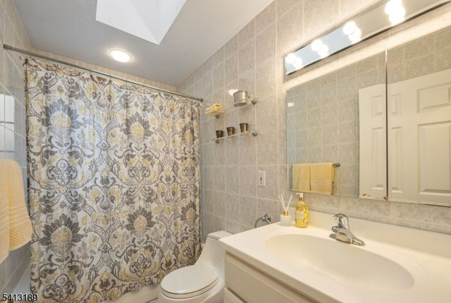 47 Susan Dr, Closter Boro, NJ 07624