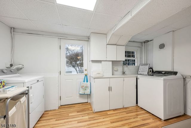 47 Susan Dr, Closter Boro, NJ 07624