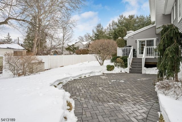 47 Susan Dr, Closter Boro, NJ 07624