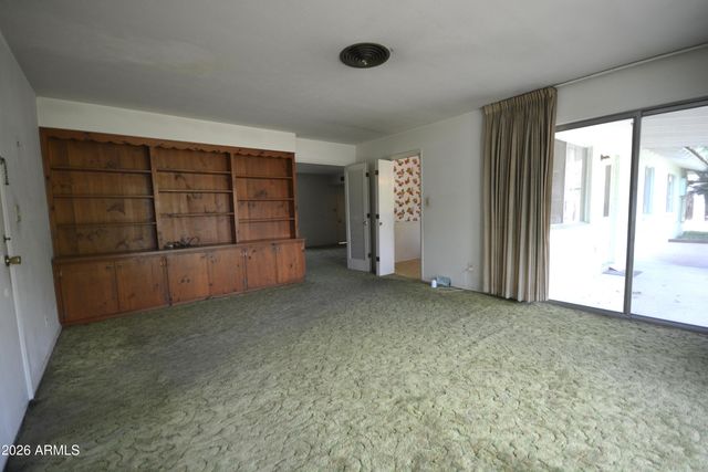 1302 W HAYWARD Avenue, Phoenix, AZ 85021