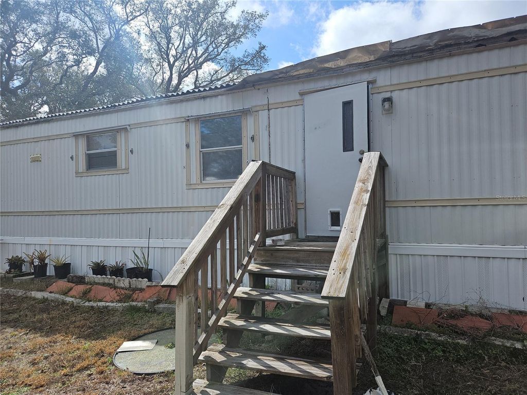 11930 CATON AVENUE, New Port Richey, FL 34654