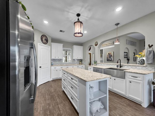 26600 Carriage Court, Waller, TX 77484