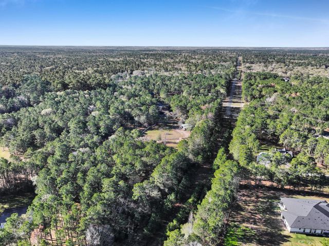 26600 Carriage Court, Waller, TX 77484