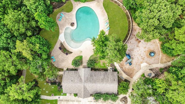 26600 Carriage Court, Waller, TX 77484