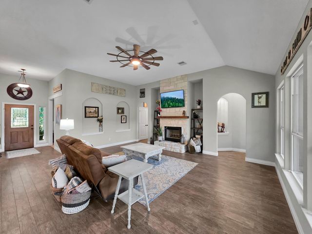 26600 Carriage Court, Waller, TX 77484