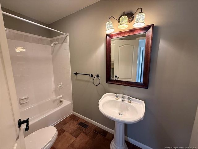 848 Castleberry Court, Vass, NC 28394