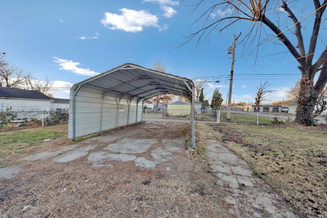 1903 S Kerth Avenue, Evansville, IN 47714