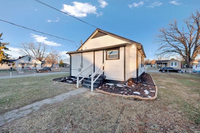 1903 S Kerth Avenue, Evansville, IN 47714