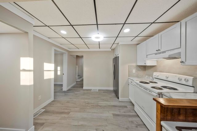 1903 S Kerth Avenue, Evansville, IN 47714