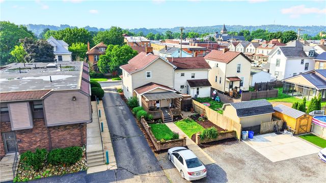 452 Turnpike St, Beaver, PA 15009