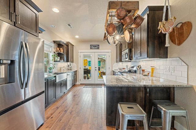 625 Cherry Street, Central Point, OR 97502