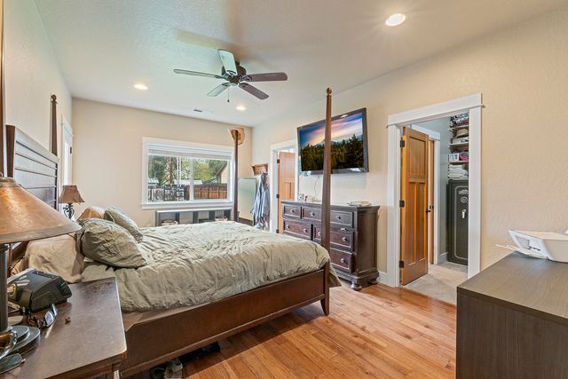 625 Cherry Street, Central Point, OR 97502