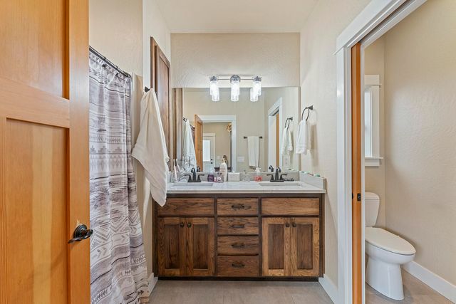 625 Cherry Street, Central Point, OR 97502