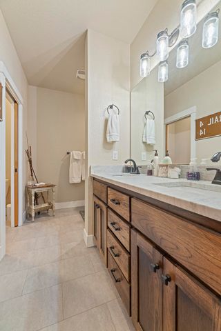 625 Cherry Street, Central Point, OR 97502