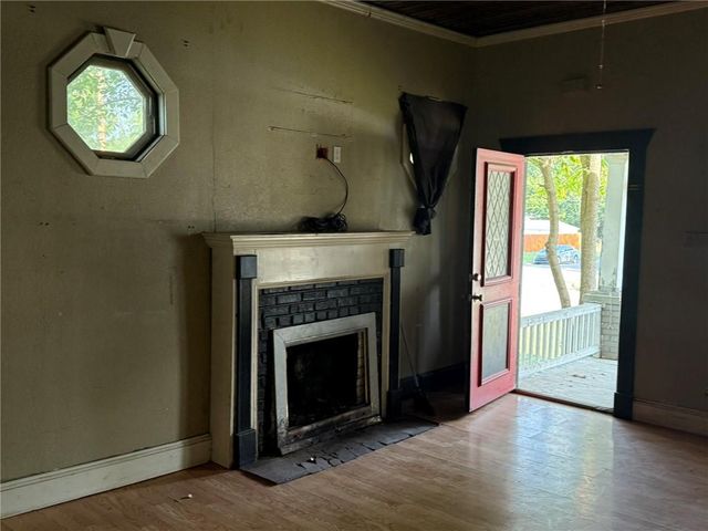 613 W 2nd Street, Pittsburg, KS 66762