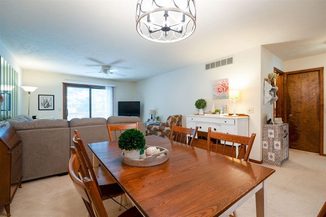 2223 Mapleton Street, Grand Rapids, MI 49505