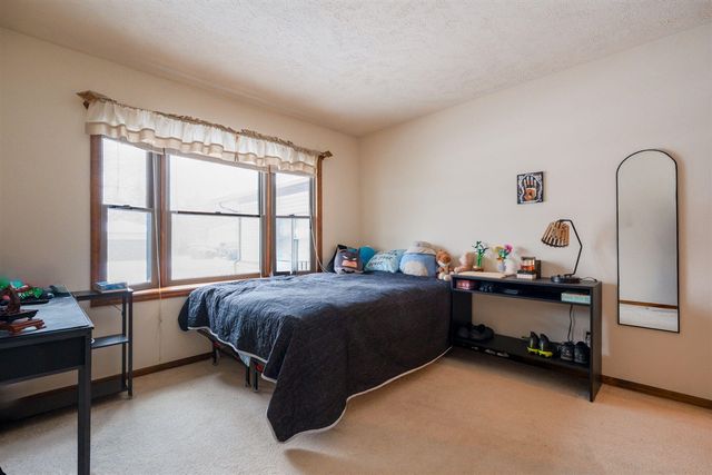 2223 Mapleton Street, Grand Rapids, MI 49505