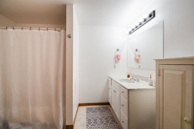 2223 Mapleton Street, Grand Rapids, MI 49505